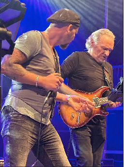 Wieder mit dabei: Rob Notes und Peter Oehler (rechts). FOTO: HELMUT SELLER