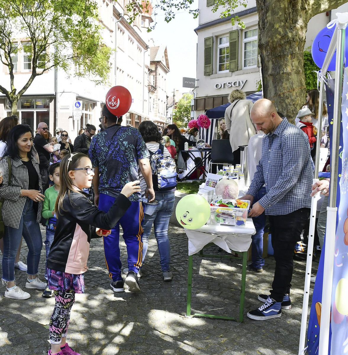 Zahlreiche Lahrer Vereine und Firmen präsentieren spannende Angebote zum Mitmachen. FOTOS: ENDRIK BAUBLIES