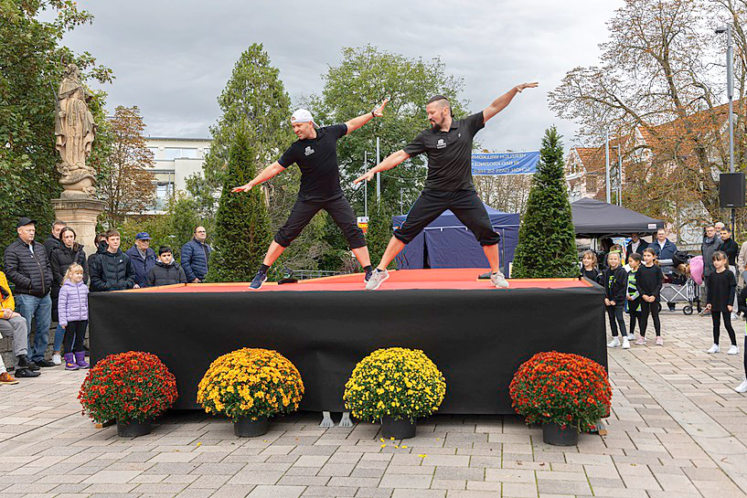 Ein vielseitiges Programm wird geboten. Fotos: Gewerbeverein Bad Krozingen, Hubert Gemmert