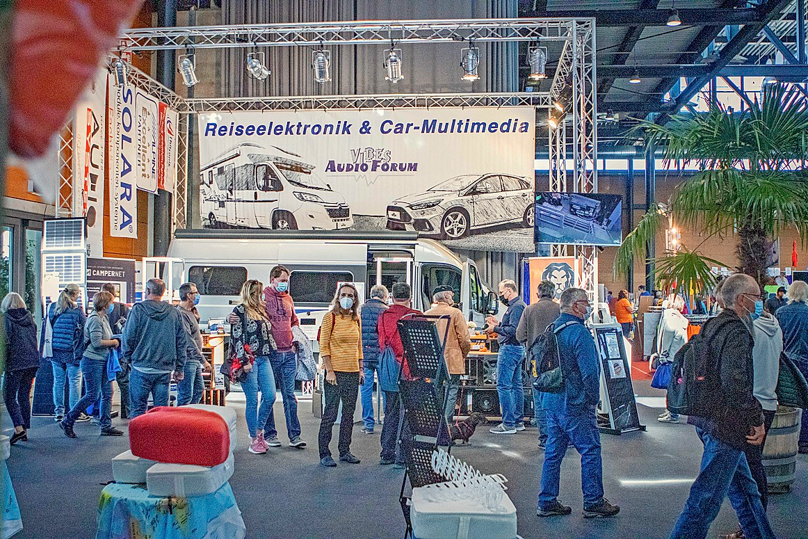 Viel Platz zum Schauen und Stöbern bieten die weitläufigen Hallen der Messe Freiburg.