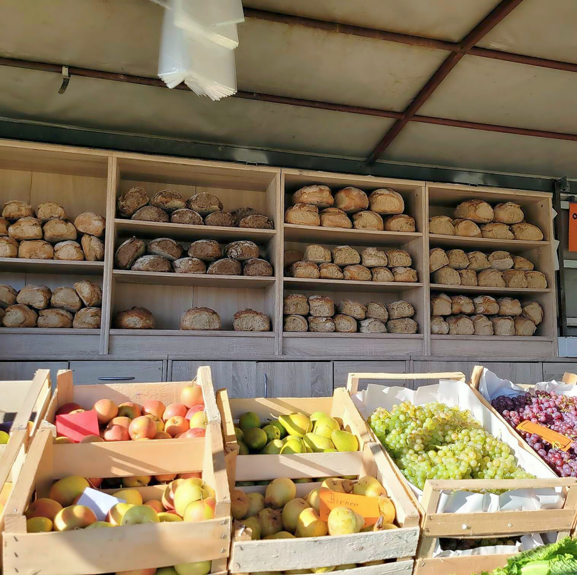 Der Bauernmarkt lockt mit frischen Produkten. FOTO: VERANSTALTER