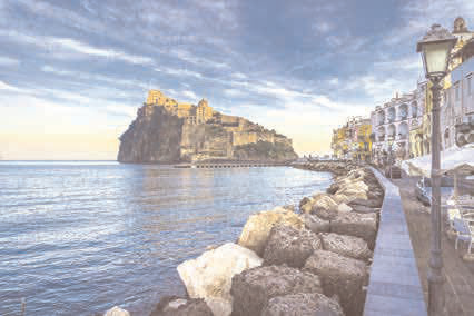 Ischia - Blick auf das Castello Aragonese © STOCK ADOBE