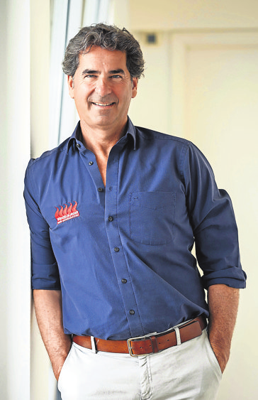 Immer für die Kunden da: Das Wenzelburger-Team und Inhaber Jochen Hägele (rechts).