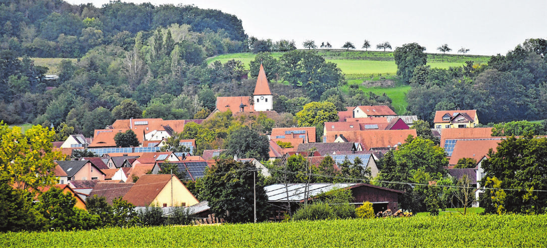 Ober- und Unternesselbach sind beides Stadtteile von Neustadt an der Aisch. Doch beide haben ihren eigenen Ortssprecher und auch ihr eigenes Dorfgeschehen, eigene Kirchweihen und Ortsfeste. Was aber nicht heißt, dass nicht auch gerne zusammen gefeiert wird. Bilder: Gudrun Schwarz-Köhler
