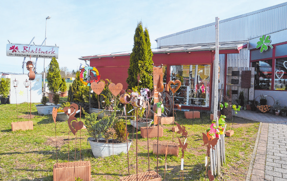 Lassen Sie sich von den aktuellen Gartentrends inspirieren und planen Sie bereits, wie Sie Ihren Garten für die kommende Saison schmücken können.