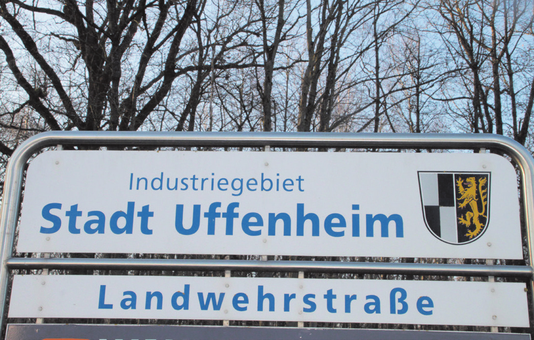 Ende der 1990er Jahre entstand an der Autobahn A7 im Gemarkungsbereich Langensteinach ein größeres Industriegebiet der Stadt Uffenheim.