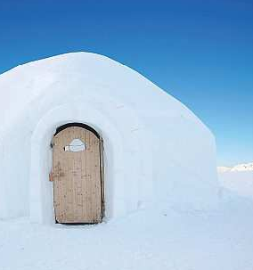 Eine Nacht im Iglu ist ein Erlebnis, welches lange in Erinnerung bleibt. Foto: goodmanphoto stock.adobe.com