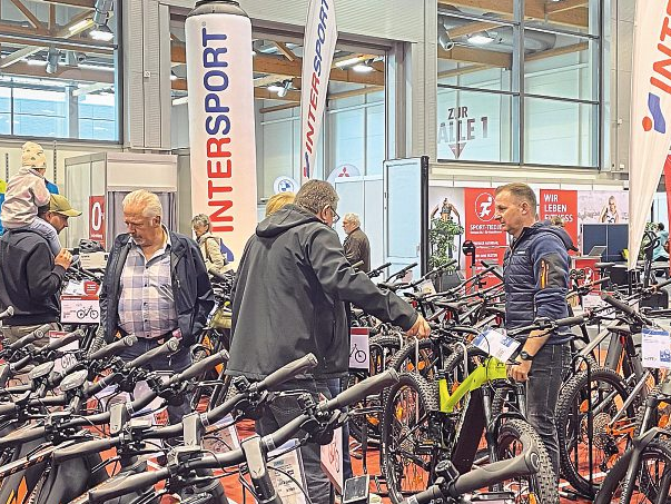 Eine große Auswahl an Fahrrädern, E-Bikes und großartigen Schnäppchen bringt Intersport Pilz wieder auf die Freizeitmesse