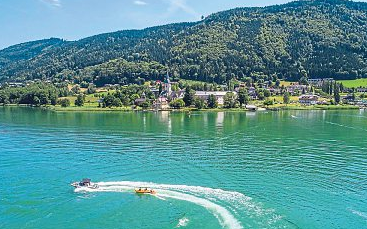  Eine Fahrt mit dem Ringo darf am Ossiacher See nicht fehlen.   <span id="i9fnkl">Foto: Stabentheiner</span>