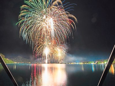 Das spektakuläre Seefestival See in Flammen findet am 9. und 10. Juli statt.<br/>Foto: Suedkaernten-Erich Varh