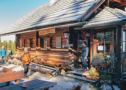 Das Verditz bietet eine traumhafte Landschaft. Ein Muss für Wanderer ist die Schwarzseehütte. Foto: Michele Blanzan