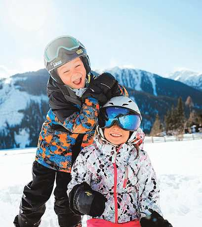 Mit attraktiven Angeboten für Familien wartet in Osttirol ein ganz besonderer Pistenspaß. Foto: Christian_Riepler_6D