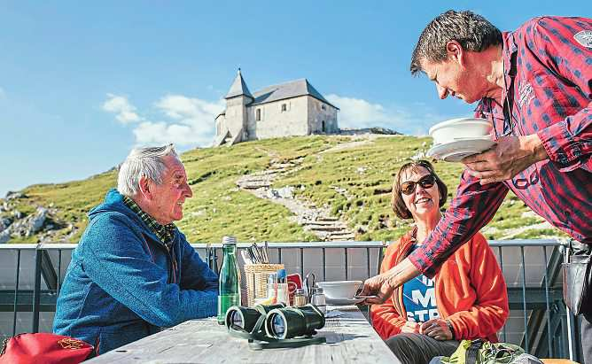 Im Herbst hat Kärnten für Wanderer und Genießer einiges zu bieten. Apps helfen bei der Navigation. Foto: Region Villach Tourismus GmbH