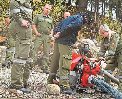 Die theoretische Ausbildung wird bei den Feuerwehren mittlerweile digital durchgeführt. Foto: Feuerwehr Bezirk Spittal