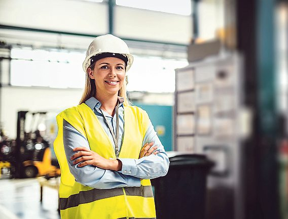 Das AMS will Frauen bei der Weiterbildung unterstützen. Foto: Halfpoint-stock.adobe.com