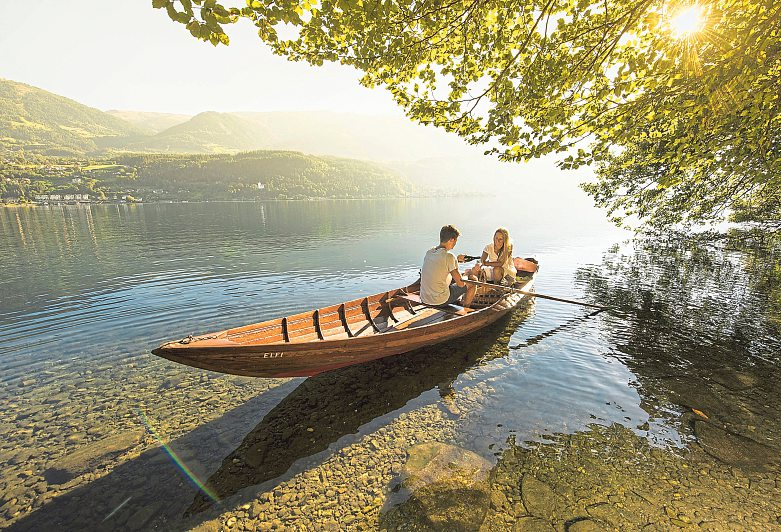 In einem Ruderboot am Millstätter See entstehen Erinnerungen fürs Leben. Foto: Franz Gerdl