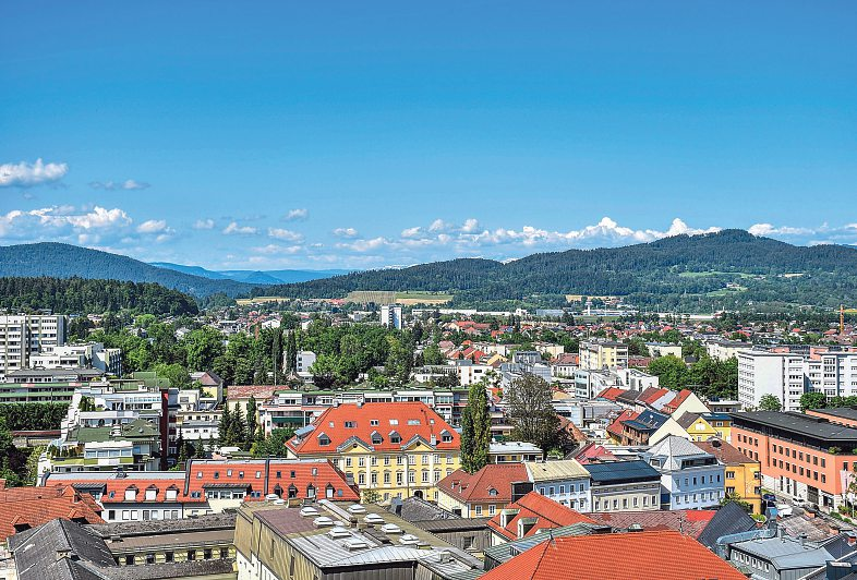 Trotz hoher Baukosten wird in Kärnten weiter kräftig investiert: Wohnraum in Städten bleibt knapp und teuer. Foto: AVR SCR - stock.adobe.com