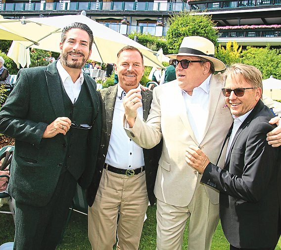 In Seefeld: Clemens Unterreiner Sportarzt Peter Hörtnagl, Michael Schade & Serge Falck (v.l.).