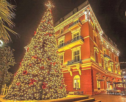 Hunderttausende Lichter und zauberhafte Dekorationen machen Opatija zur stimmungsvollen Kulisse für einen außergewöhnlichen Advent. Foto: Vasja Pinzovsk