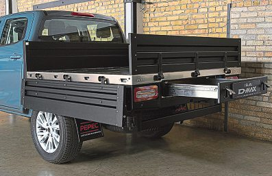 Zwischen den Radkästen ist eine Breite von 1,12 Metern, wodurch selbst eine Europalette Platz findet.