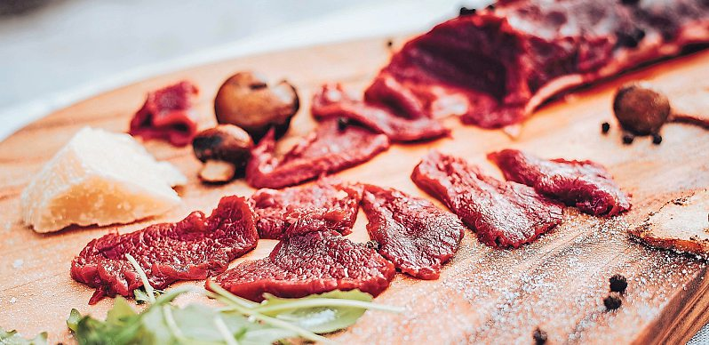 Die kulinarische Vielfalt wird zum Hochgenuss gebracht - für jeden Geschmack. Foto: Genussreich | Freilichtmoment