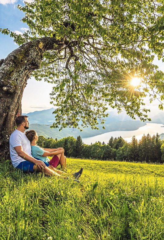 Gäste dürfen sich hier auf frische Frühlingsluft und eindrucksvolle Naturkulissen freuen. Fotos: Gert Perauer