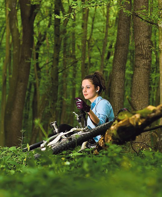 Ganz nah am Puls der Natur: Nicht nur in der Steiermark erfreut sich das Waldbaden wachsender Beliebtheit.    Foto: giorgiomtb-stock.adobe.com