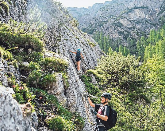 Der Klettersteig „Verborgene Welt“. Foto: TVB Osttirol / Anna-Lena Duschl
