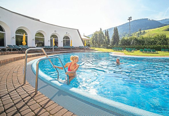 Das Thermal Römerbad ist auch im Sommer ein beliebtes Ziel.  Foto: Mathias Prägant