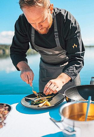 Kulinarische Feste im Herbst: Genuss-Seefest, Hadnfest, Wine&More, Weinfest, Copla Casa, Bleiburger Wiesenmarkt uvm.    Foto: SUEDKAERNTEN