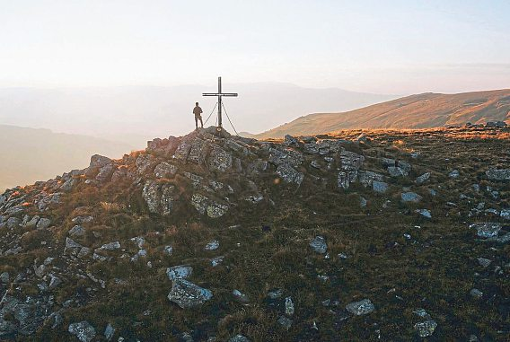 Das Görtschitztal bietet im Herbst ideale Bedingungen für Gipfeltouren auf den angrenzenden Saualpenrücken. <span id="izq9t">Foto: Julian Castro </span>