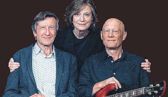 Lesung: Hubsi Kramar, Marion Mitterhammer, Willi Langer Fotos: Kammerlichtspiele