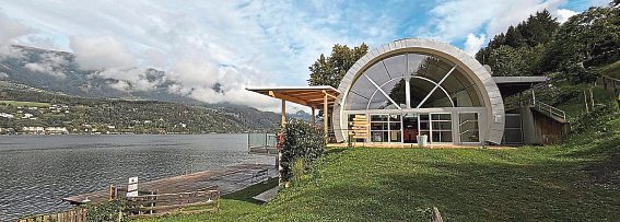 Die Schaumrolle befindet sich am Südufer des Millstätter Sees.