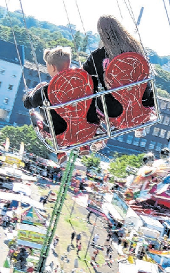 Über den Dächern der Stadt: Die„Perle der Lausitz“ aus 40 Metern Höhe. Foto: A. Igel