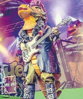 Heavysaurus live: Rockmusik (nicht nur) für Kinder am 7. September im Amphitheater Großkoschen. Tickets: 03573 801 286 Foto: Sony Music