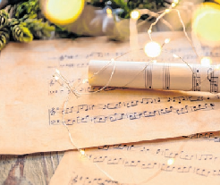 Schlechte Laune wegsingen - früher war gemeinsames Singen beinah Pflicht am Heiligen Abend. Und auch heute gilt: Es kann die Stimmung erheblich verbessern. Einfach mal versuchen! Pixel-Shot/adobe-stock