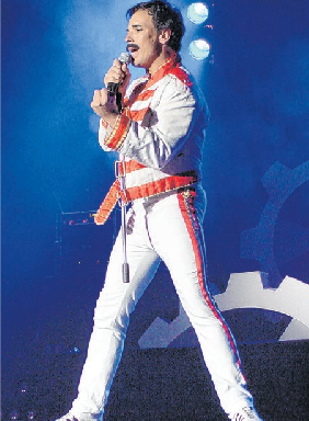 Hommage an Freddie Mercury und Queen am 12. April 2026 in der Cottbuser Stadthalle. Tickets unter: 0355 481 568 Foto: Wolfgang Korduletsch