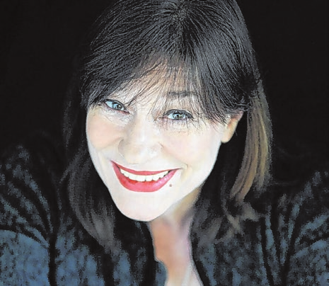 Ulla Meinecke ist mit „Songs & Geschichten“ am 6. März live zu Gast im Bunten Bahnhof Cottbus. Tickets: bunterbahnhof.de Foto: Daniel Biskup