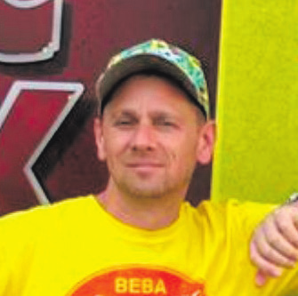 März - Jens (51) Neuenhagen
