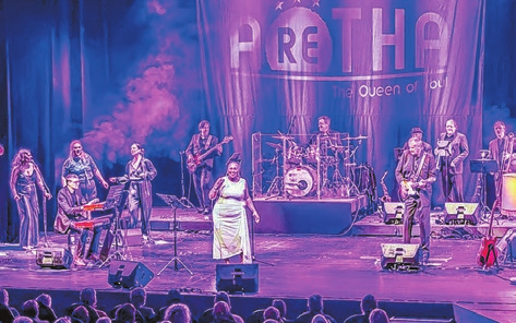 Die Show „Aretha - The Queen of Soul“ ist am 15. August im Amphitheater Großkoschen zu erleben. Tickets: 03573 801 286 Foto: Axel Sawert