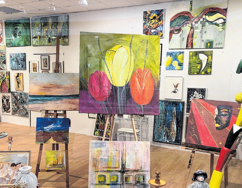 Wer noch ein besonderes Geschenk sucht, wird vielleicht in der Galerie IngHa fündig. Dort kann man sich auch für Malkurse anmelden.