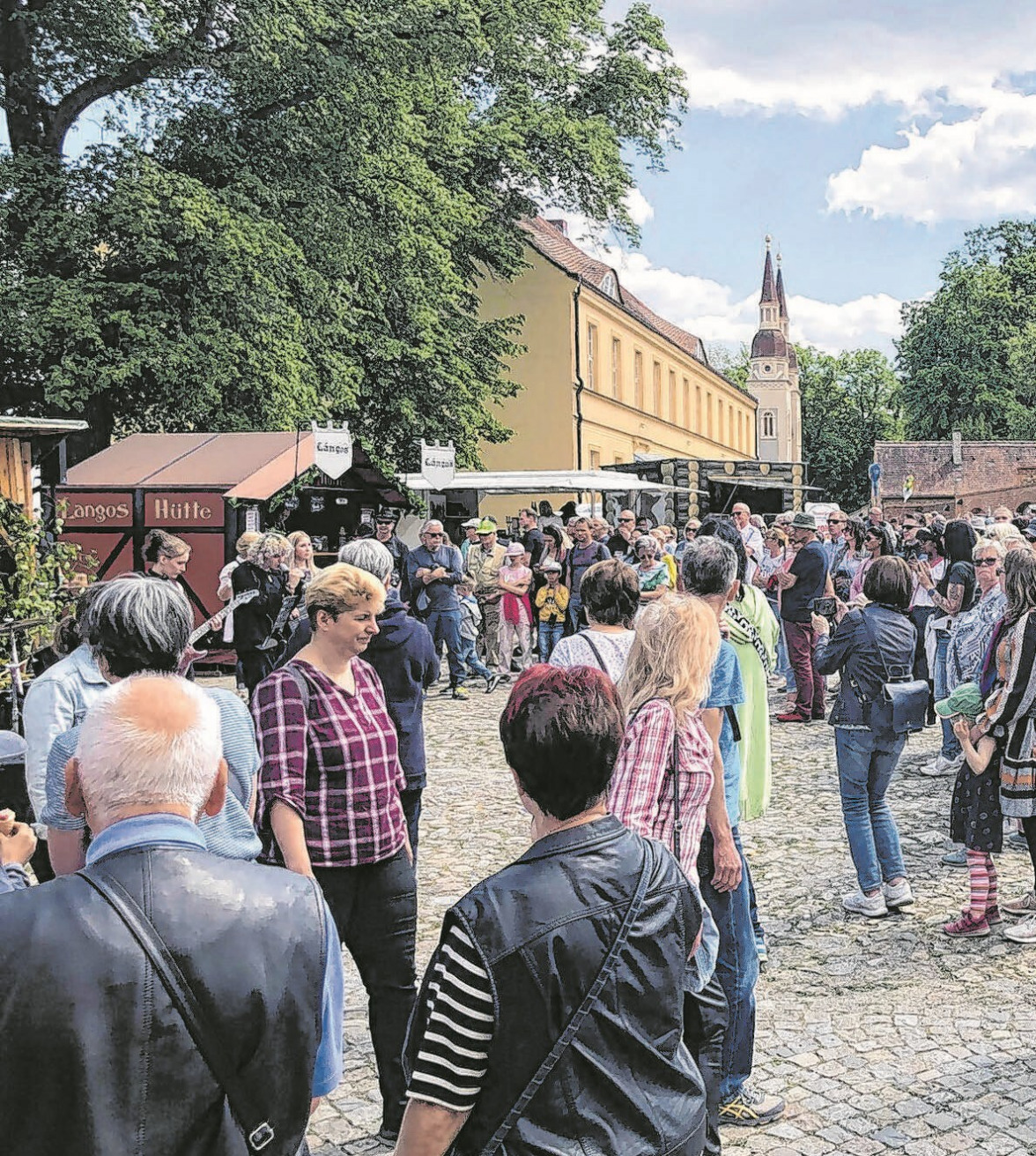 Beim Neuzeller Klostermarkt, wie hier 2024, wird wieder eine Menge geboten. Foto Sabine Uy