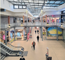 Blick in die Bernauer Bahnhofspassage