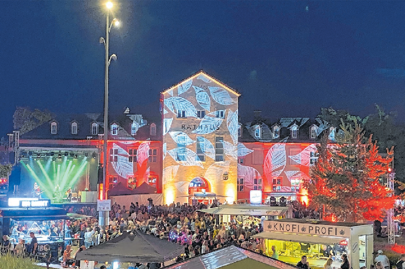 Hell leuchteten die Herbstblätter 2015 in Hohen Neuendorf. Foto: Stadtverwaltung Hohen Neuendorf