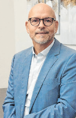 Carsten Neufang ist ehrenamtlich seit über 20 Jahren Prüfungsausschussvorsitzender bei der IHK Ostbrandenburg.