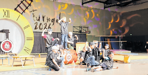 Die Sportlerinnen und Sportler zeigten dem Publikum hochklassige Unterhaltung und demonstrierten, wie hoch das Niveau beim Strausberger TSC - neben dem Breitensport-Angebot - ist. Fotos: A. Dünnebier