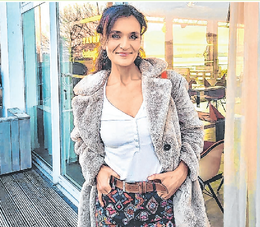 Ulrike Gastmann liest am 18. April in Zepernick aus ihrem Buch über 99 Menschen. FOTO: ULRIKE GASTMANN