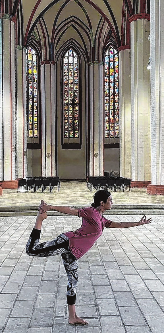 Am Mittwoch werden alle Stadtfestbesucher mit einem Yoga-Kurs für den Bunten Hering fit gemacht. Foto: Robert Reuter