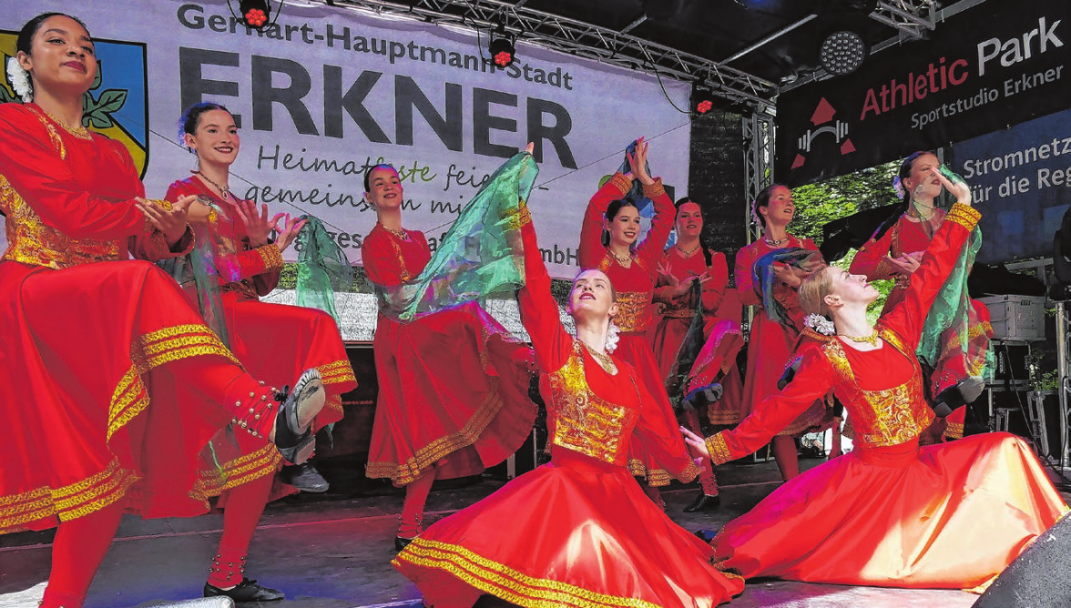 Die Ballettschule Balancé aus Erkner tritt am Sonntag im Rathauspark der Stadt auf.