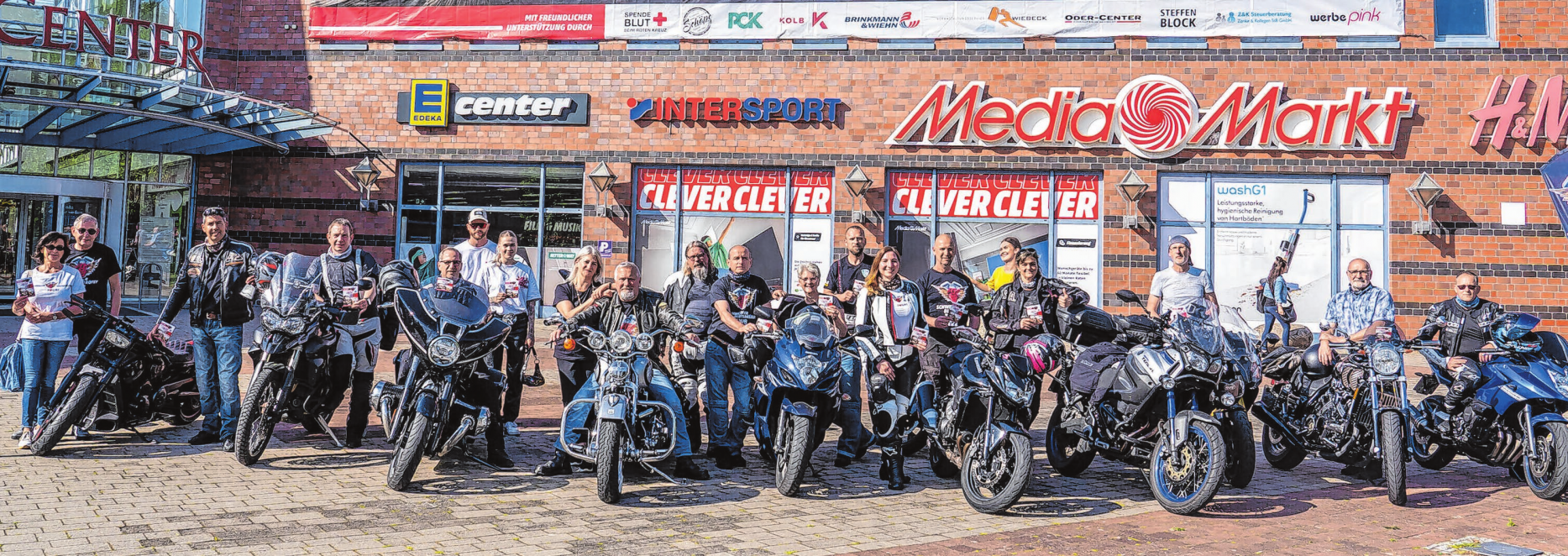 Biker mit Herz: die Blutsbrüder aus Schwedt. Sie freuen sich auf viele Blutspender und Gäste am Sonnabend am Oder-Center. Foto: Oliver Voigt